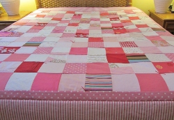 queen pink quilt