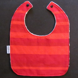 mari red bib flat 250