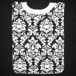 bib new damask black 250
