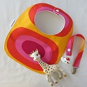 Marimekko bib and pacifier clip